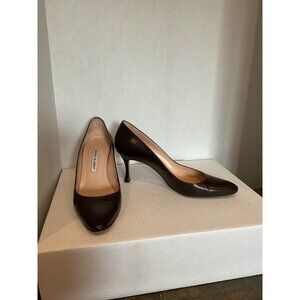Manolo Blahnik Black Leather Medium Heel Pumps with Almond Toe
